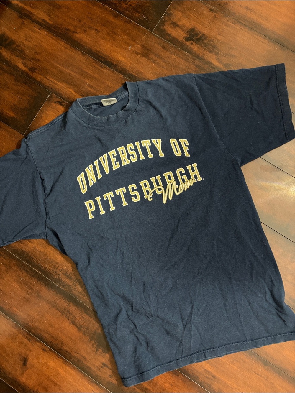 University of Pittsburgh Mom Navy Short Sleeve Tee